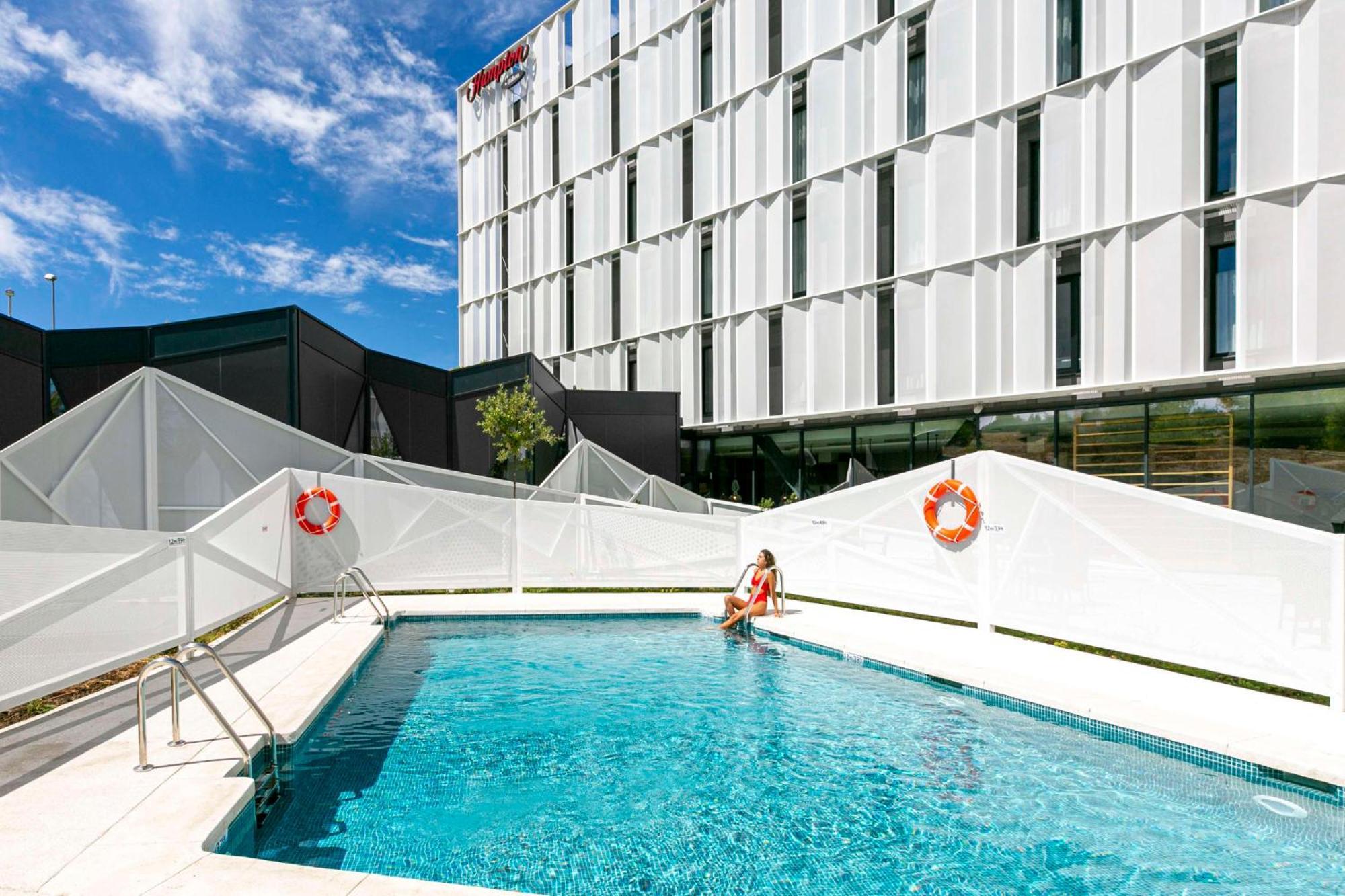 Hampton By Hilton Alcobendas Madrid Экстерьер фото