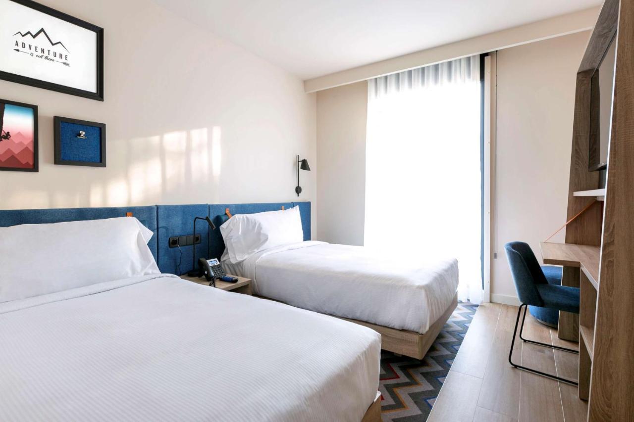 Hampton By Hilton Alcobendas Madrid Экстерьер фото